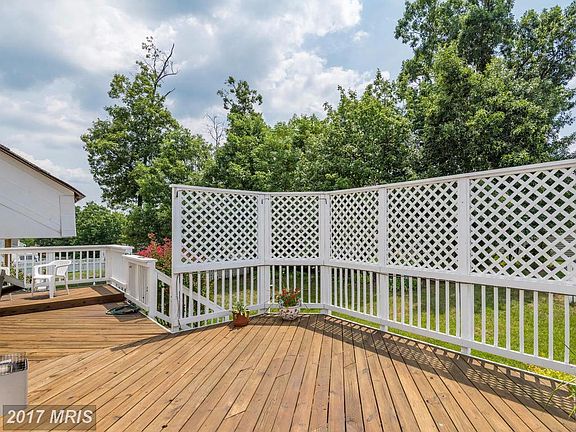 5th image of 42869 Kirkland St