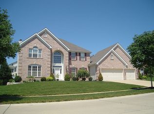 15247 Nooning Tree Ct, Chesterfield, MO 63017
