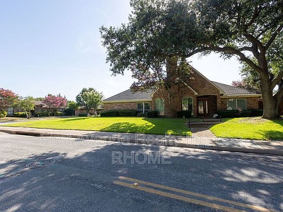 2nd image of 16121 Shadybank Dr