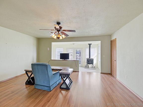 2nd image of 20600 Slick Rd