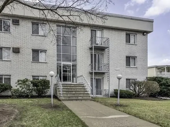 (undisclosed Address), Lawrence, MA 01843