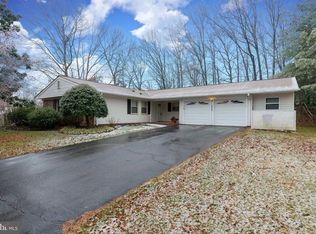 8806 Skyron Pl, Springfield, VA 22153