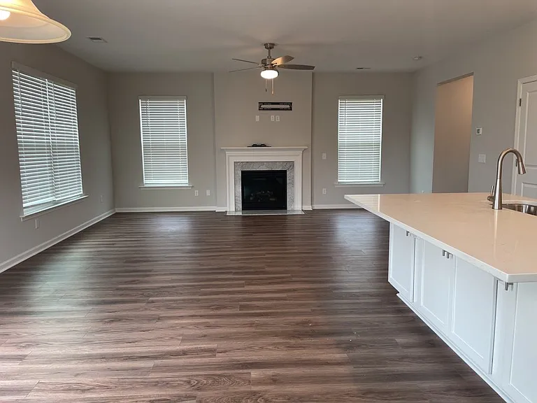 2903 Siebold Dr — Photo 9