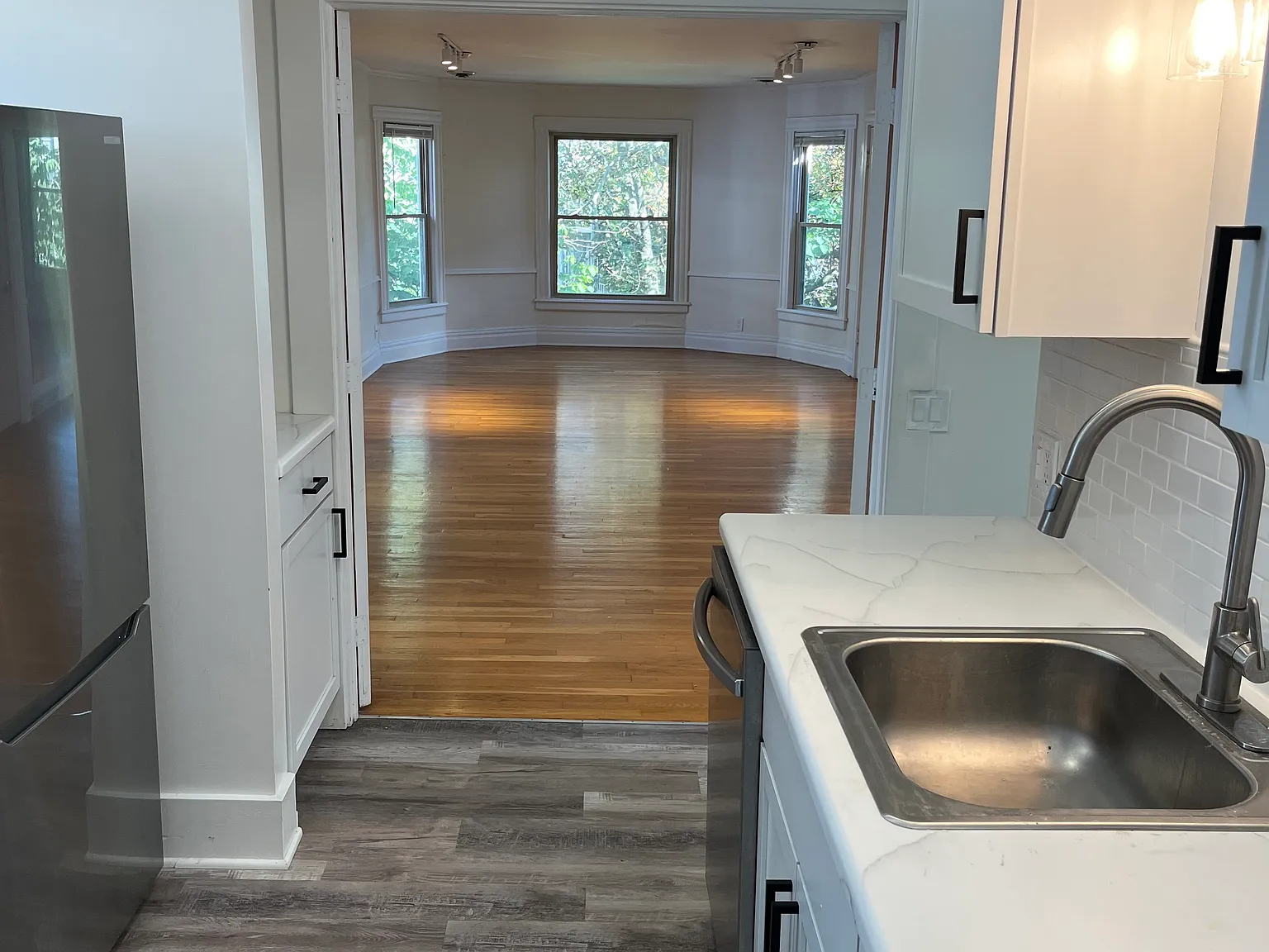 3 bed, 1750 sqft, $1,895 — Photo 3