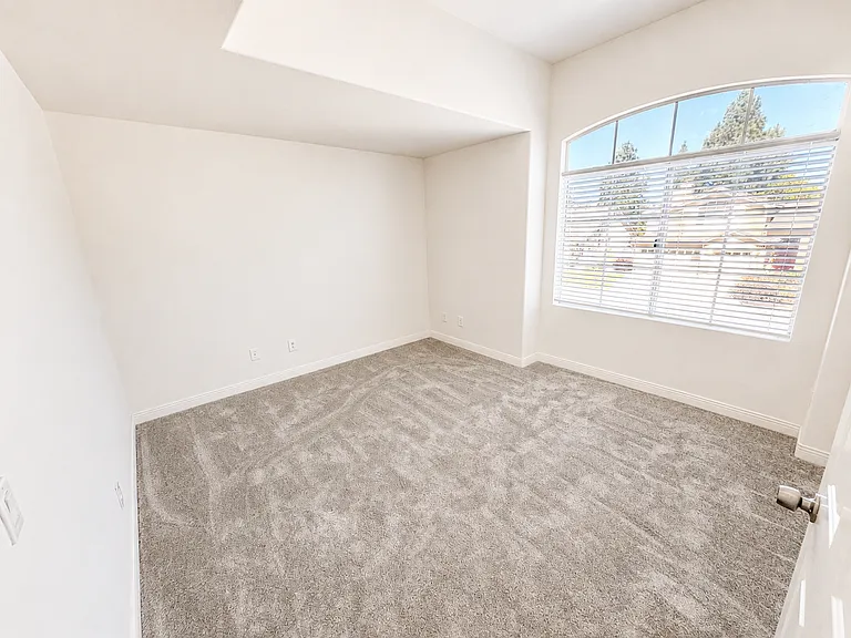 5178 Corte Vistora — Photo 21