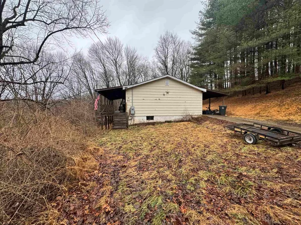365 Shumaker Rd, Buckhannon, WV 26201