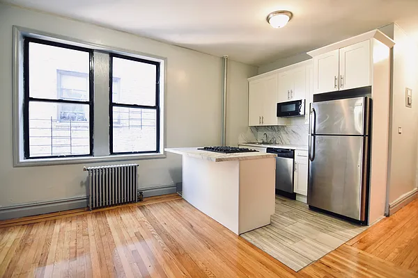 Rented by Finders NYC | media 2