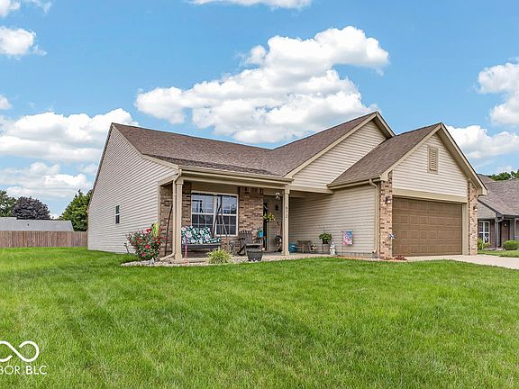5th image of 672 Grassy Bend Dr