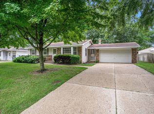 7131 Westwood Dr, Jenison, MI 49428