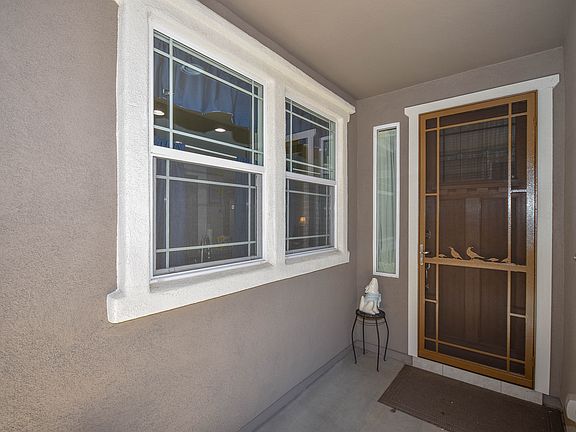 3rd image of 2209 Calgary Dr