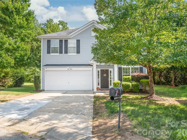 6404 Lanzerac Manor Dr, Charlotte, NC 28269