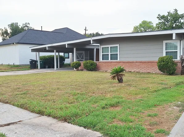 5210 Heatherbrook Dr, Houston, TX 77045