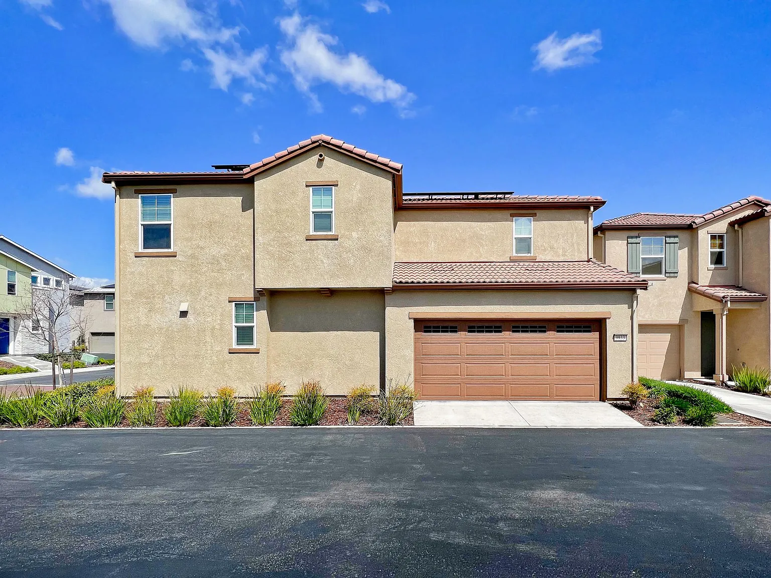 9933 Del Surf Ln photo 1