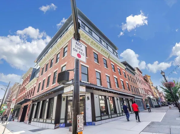 237 Washington Street image 32 of 34