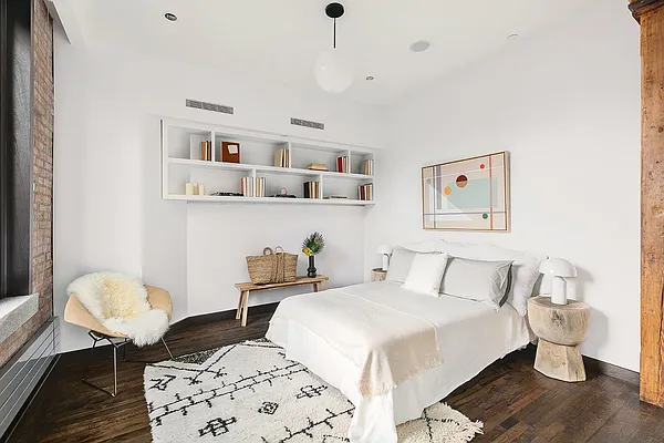 Rented by Compass | media 9