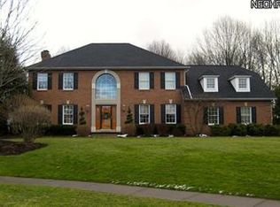 131 Neff Ct, Canfield, OH 44406