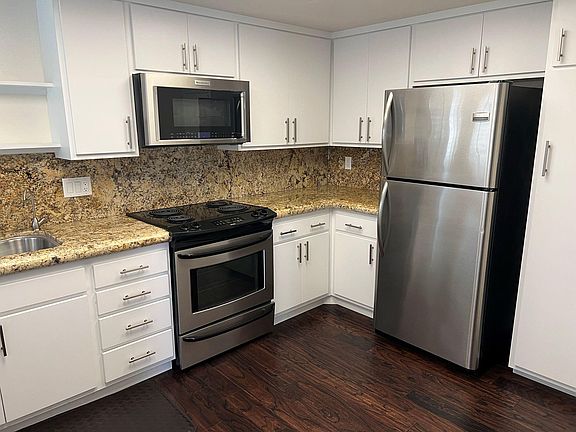 4th image of 4009 Caminito Davila