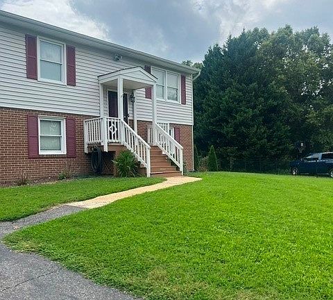 2nd image of 11925 Wedge Dr