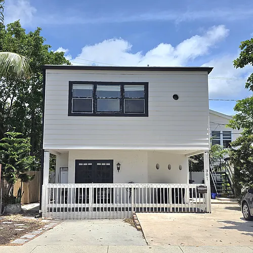 3709 S Olive Ave #301 Photo 1
