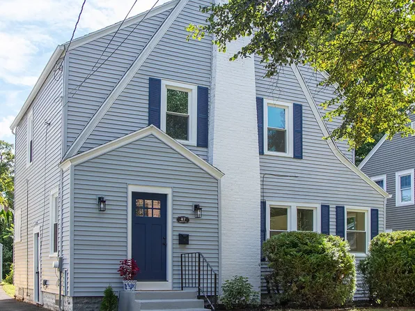 47 Hartford Ter, Springfield, MA 01118