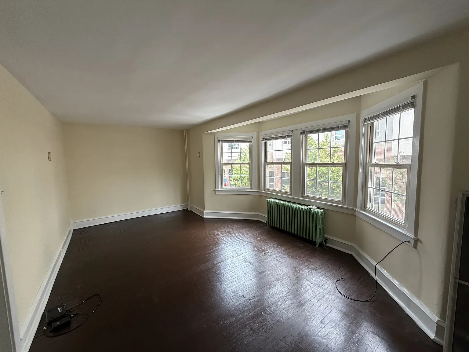2 bed, 1500 sqft, $2,200 — Photo 2