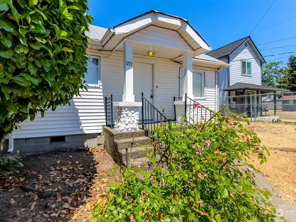 1753 S 44th Street, Tacoma, WA 98418