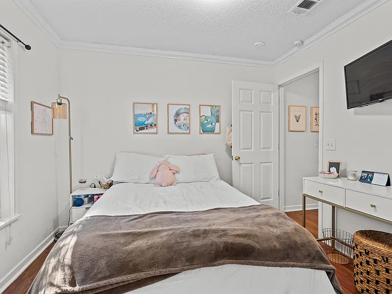 114 Cedar St #4 — Photo 19