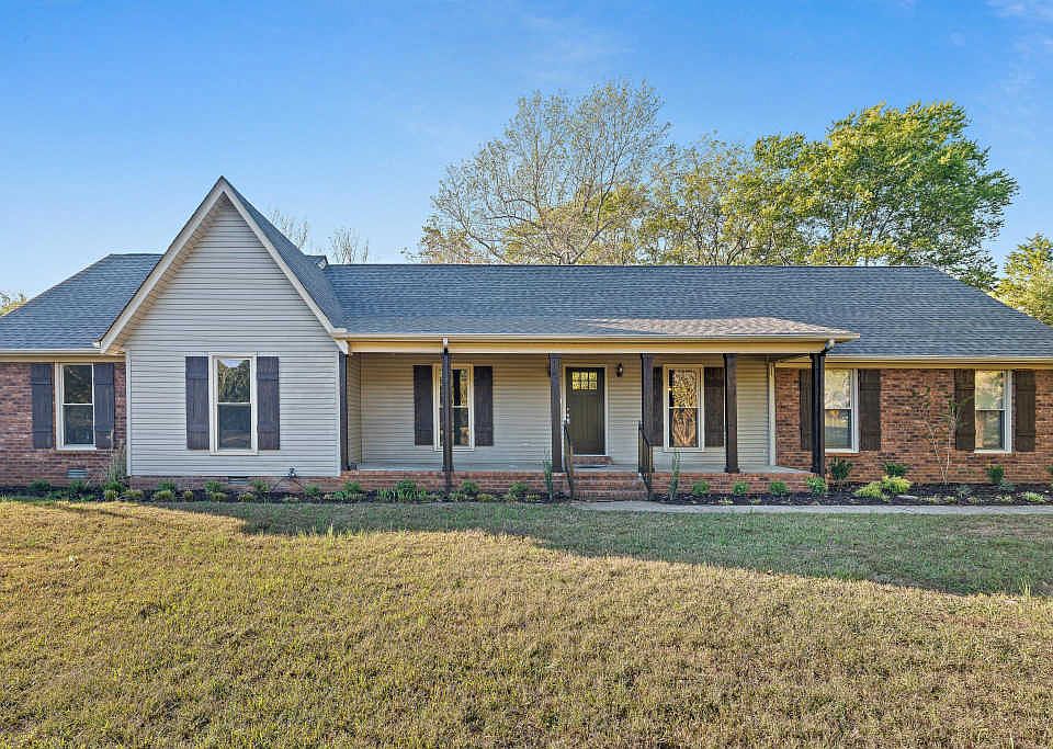 1st image of 3719 Idlewood Dr