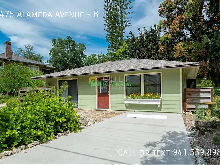 2475 Alameda Ave #B — Photo 1