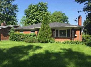 8310 Twisted Pine Rd, Louisville, KY 40219