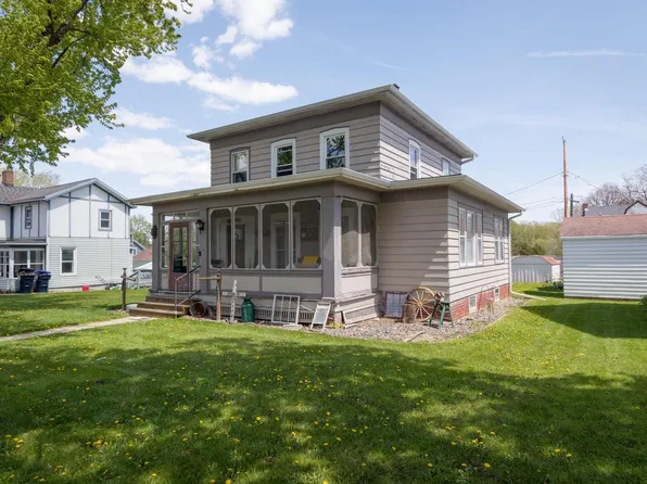 121 S Cedar STREET, Horicon, WI 53032