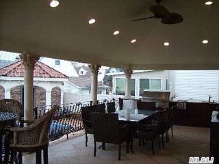 4th image of 8115 158th Ave