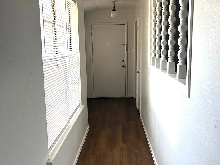 3525 W Wadley Ave — Photo 2