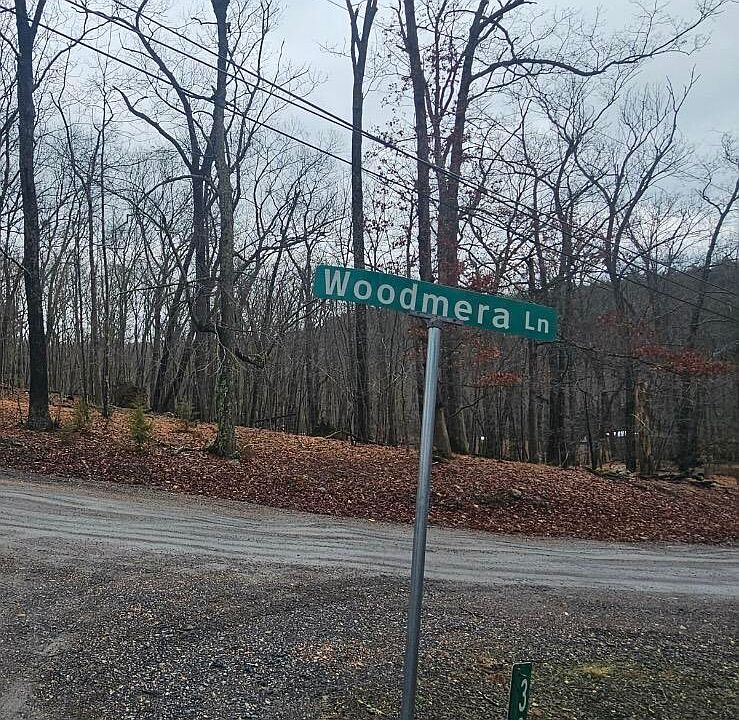 2nd image of 60 & 61 Gallahad Pass Rd
