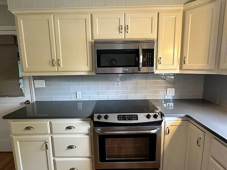204 N Oak Grove Ext — Photo 14