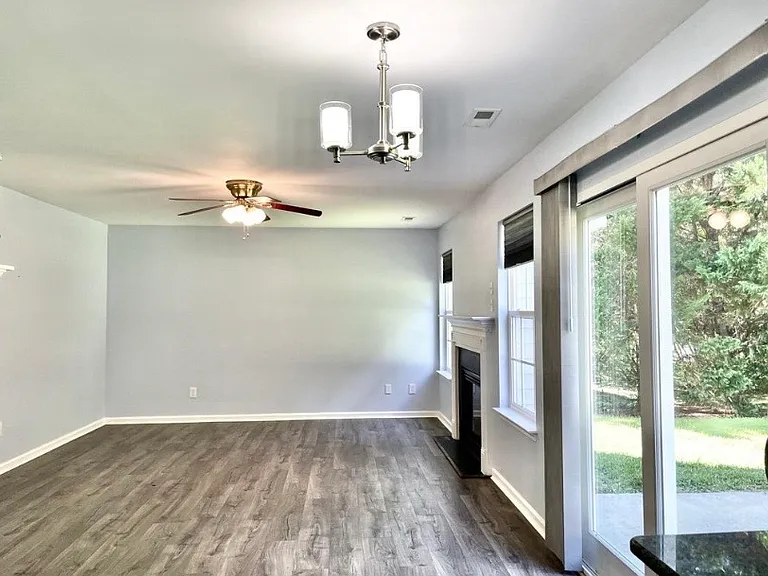 263 N Fuquay Springs Ave — Photo 5