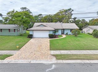 818 Fairway Dr, New Smyrna Beach, FL 32168