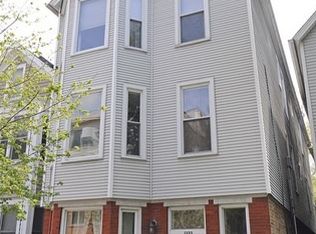 1325 W George St APT 3, Chicago, IL 60657