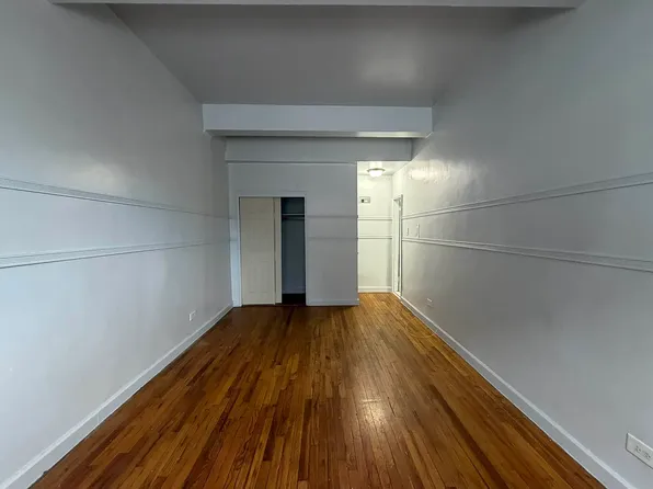 250 E 38th St, Brooklyn, NY