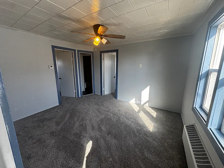 1611 Ontario Ave #1 — Photo 13