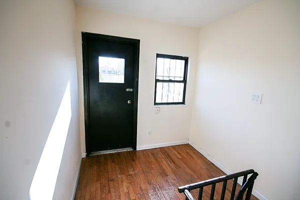 Rented by MetroNest | media 24