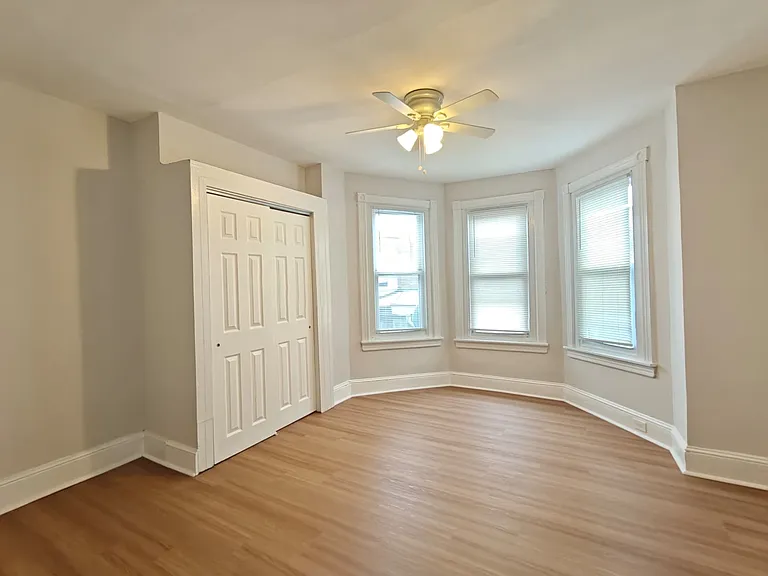 4441 N Chadwick St — Photo 3