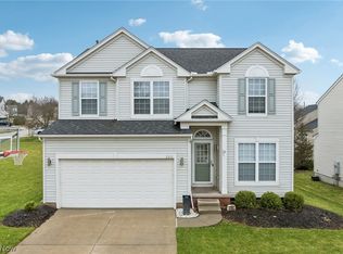 2352 Becket Cir, Stow, OH 44224