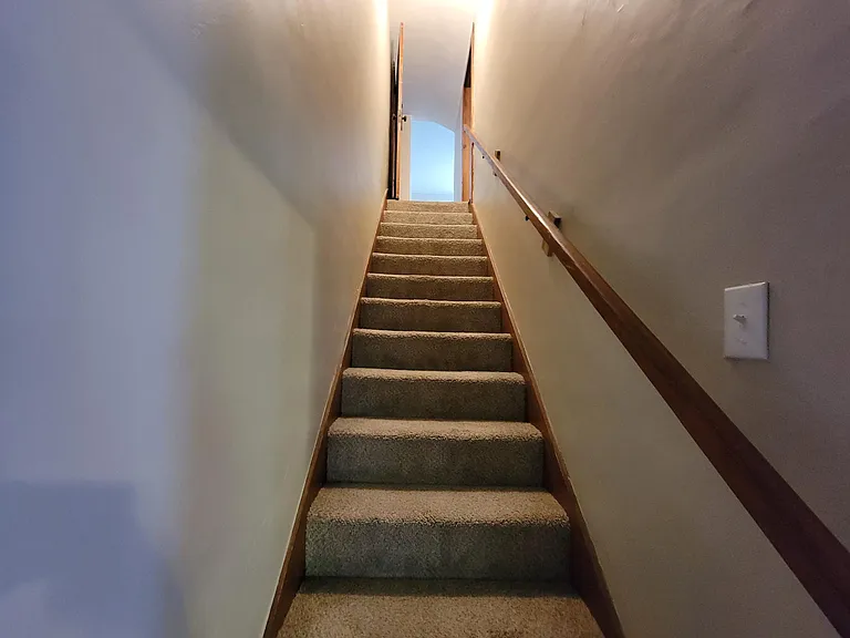 424 S Millwood St — Photo 9
