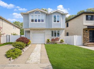 43 Colon St, Staten Island, NY 10312