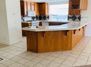 1051 Joseph Dr, Hemet, CA 92545