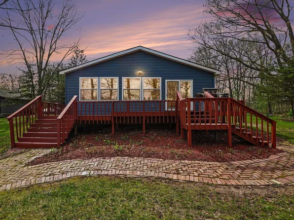 5494 N Lake Sanford Rd, Sanford, MI 48657