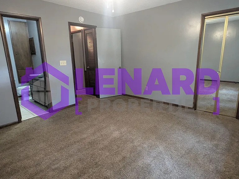 1004 E Auburn Pl — Photo 20