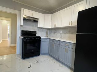 42 Dwight St FLOOR 2, Jersey City, NJ 07305