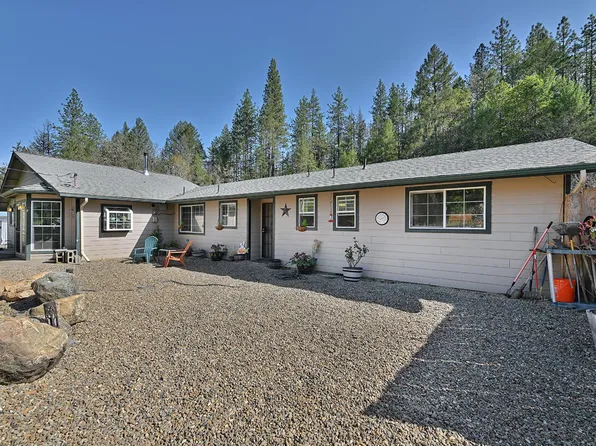 231 Fielder Creek Rd, Rogue River, OR 97537